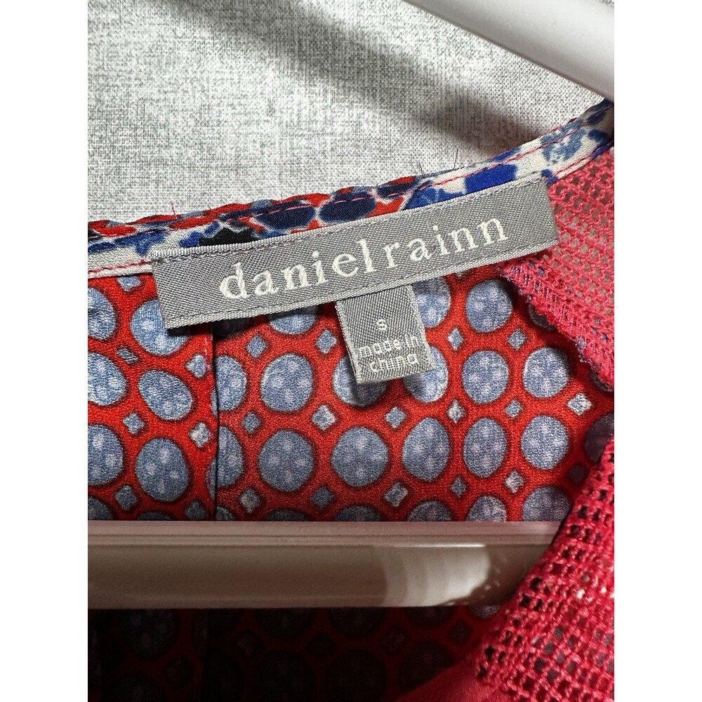 Daniel Rainn Angelyne Button Back Detail Top Size Small Red White and Blue Tank - Picture 2 of 9